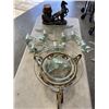 Image 1 : 2 MATEL AND GLASS CANDLE STANDS AND HORSE POT STAND