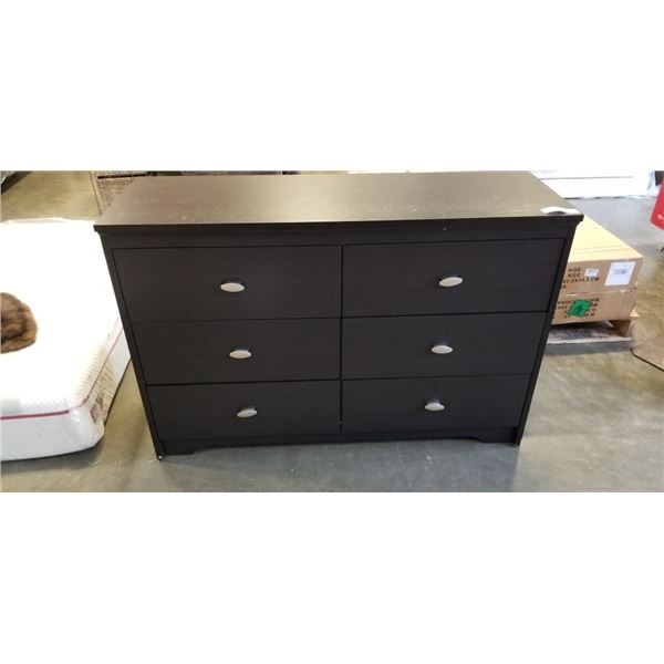 6 DRAWER DRESSER