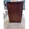 Image 4 : 2 DOOR JEWELLERY CABINET