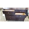 Image 2 : SOLID WOOD 8 DRAWER MODERN DRESSER