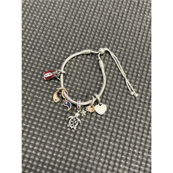 925 STERLING SILVER PANDORA CHARM BRACELET W/ CHARMS