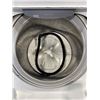Image 3 : MAYTAG HIGH EFFICIENCY WASHER, WORKING