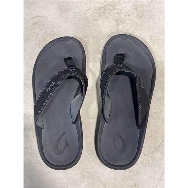 NEW OLU KAI  ULELE BLACK MEN SIZE 9