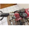 Image 13 : KONA (10708403) Appears Unused Honda FC600 Mid-Tine Tiller (Works)