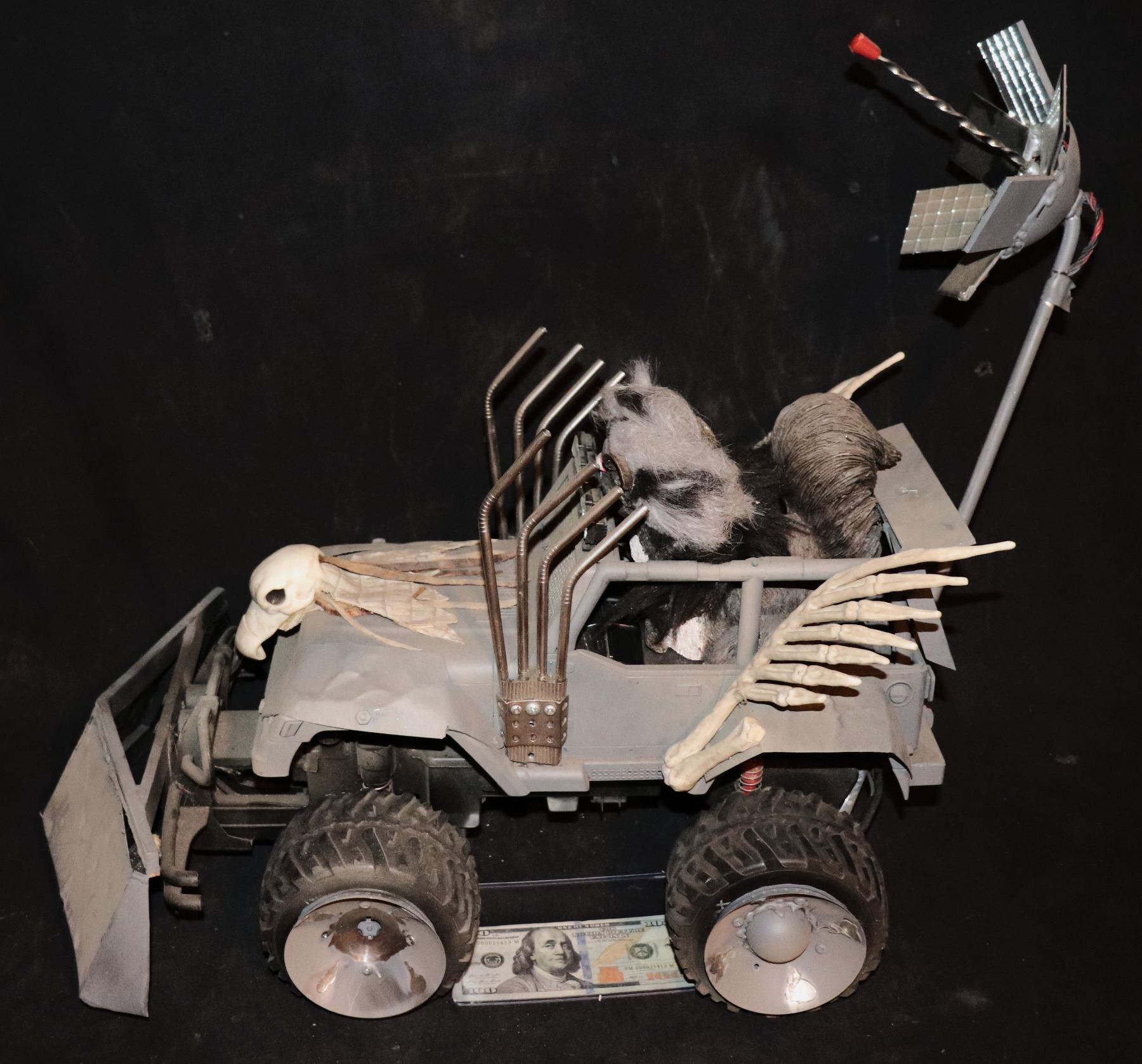 ZZ BIG BROTHER BENNY THE BB SQUIRREL POST APOCALYPSE MAD MAX REMOTE ...
