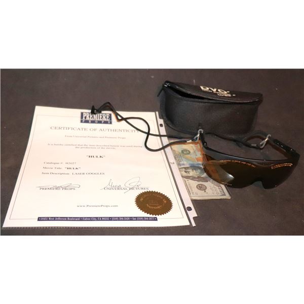 HULK THE 2003 LASER GOGGLES WITH CASE W/ UNIVERSAL PROVENANCE SUPER HERO