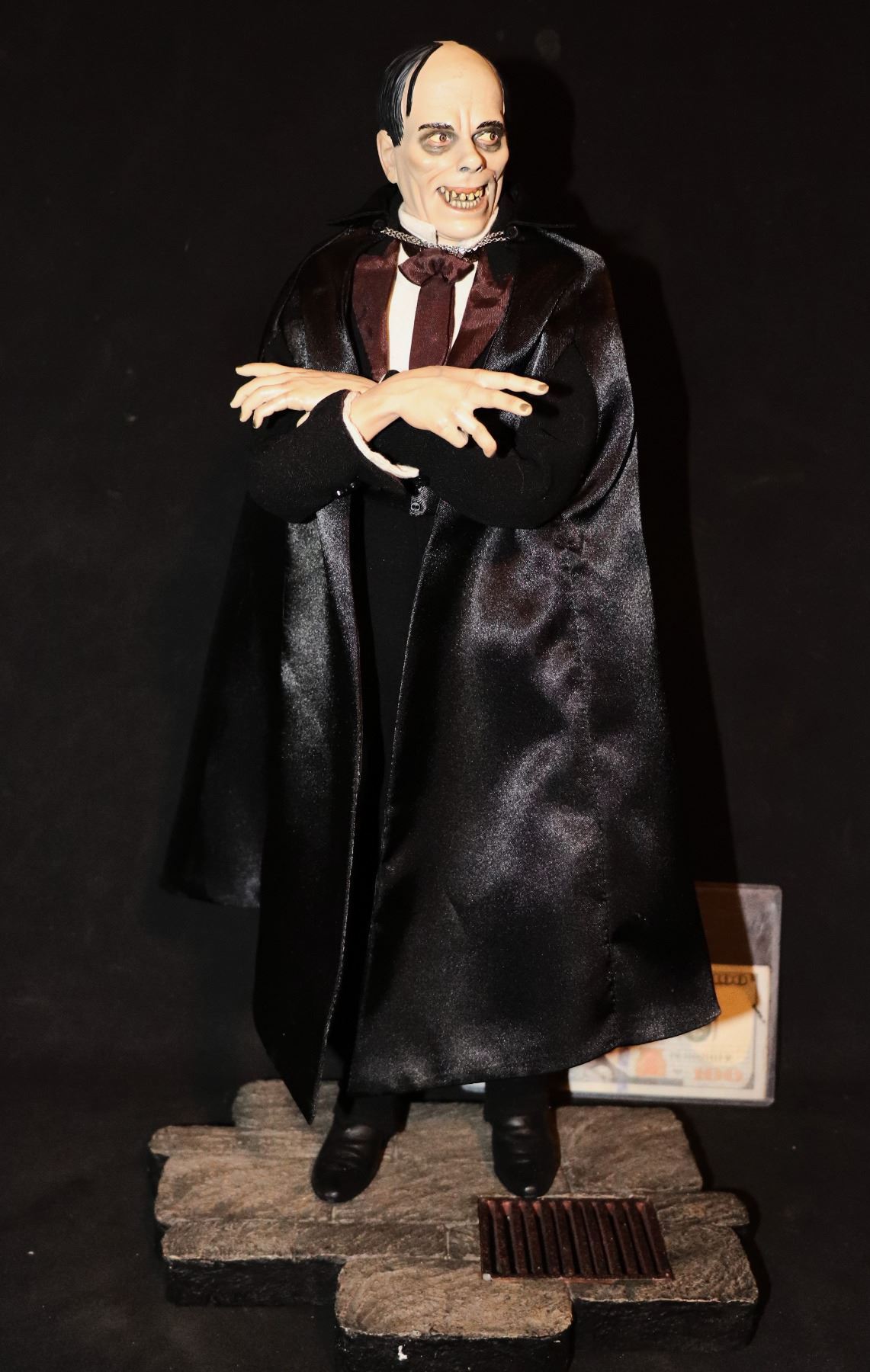 PHANTOM OF THE OPERA 2004 SIDESHOW STATUE 20