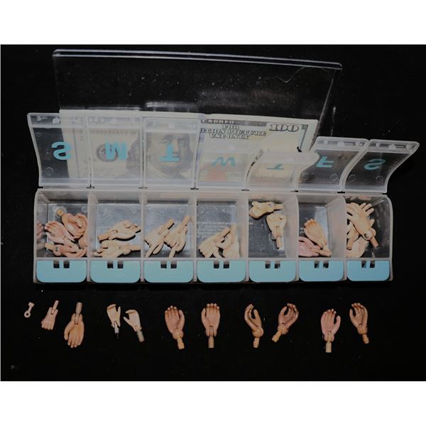 ROBOT CHICKEN STOP MOTION PUPPET HANDS HUGE LOT OF 26