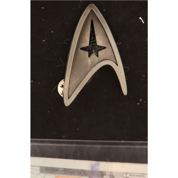 STAR TREK 2009 METAL UNIFORM INSIGNIA SCREEN USED FROM THE GREG JEIN COLLECTION