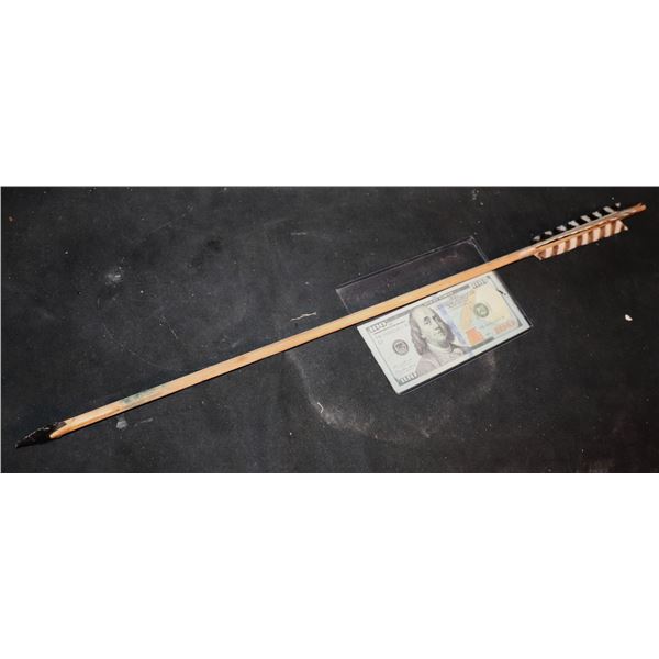 COWBOYS AND ALIENS SCREEN USED INDIAN ARROW WITH GREEN ALIEN BLOOD B