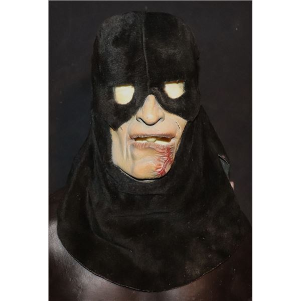 EXECUTIONER BE SOMETHING STUDIOS 1979 VINTAGE LATEX AND FUR MASK