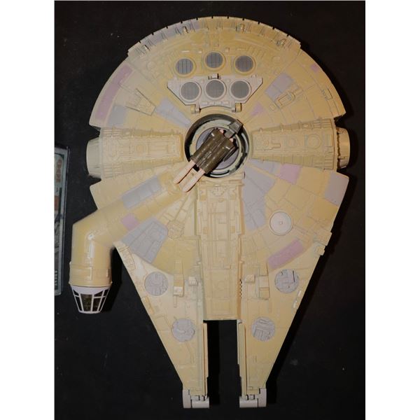 STAR WARS MILLENNIUM FALCON 1995 GALOOB VINTAGE TOY