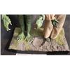 Image 5 : CREATURE FROM THE BLACK LAGOON & WALKS AMONG US 2003 SIDESHOW DUAL FIGURE ON BASE