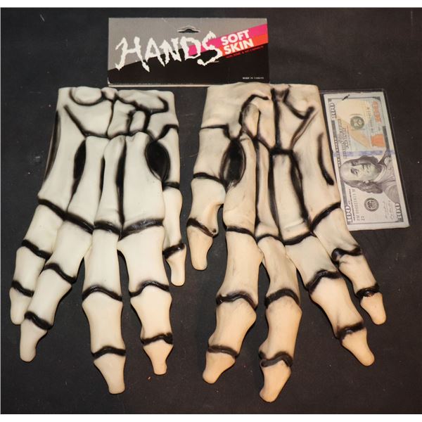 VINTAGE SKELETON HANDS 90'S HALLOWEEN COSTUME WITH ORIGINAL TAG ATTACHED SUPPLE