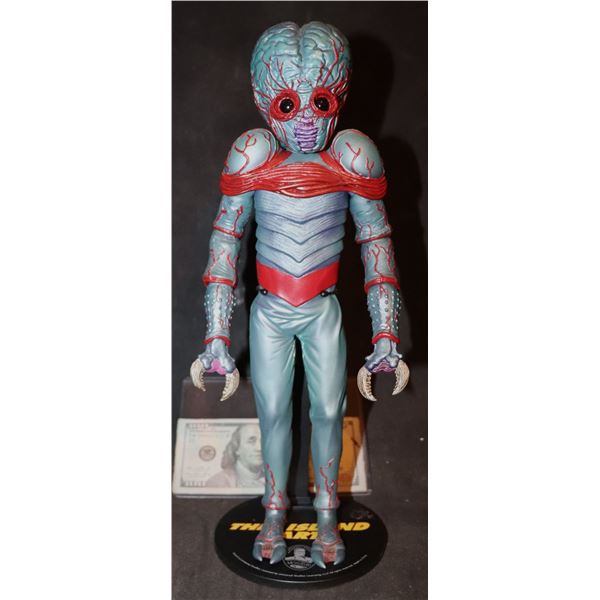 METALUNA MUTANT THIS ISLAND EARTH UNIVERSAL SIDESHOW STUDIOS 13" FIGURINE