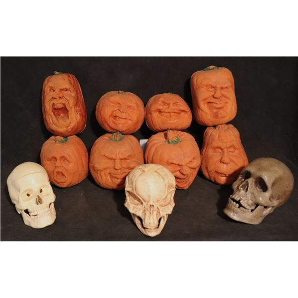 HALLOWEEN PUMPKIN PLUSH TOYS & SKULLS LARGE VINTAGE LOT OF 11