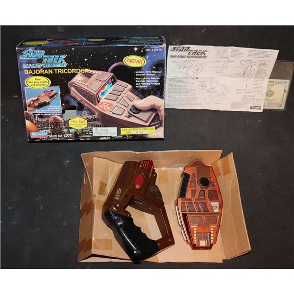 STAR TREK TNG BAJORAN TRICORDER IN BOX PLUS BLASTER
