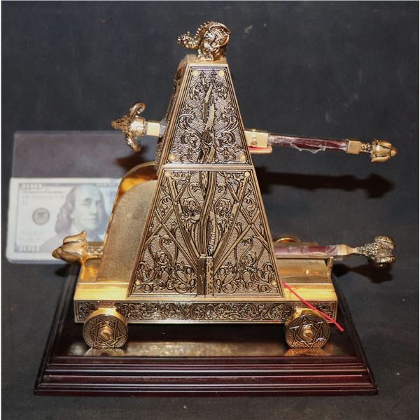 MEDIEVEL MACHINE BATTERING RAM NOBLE COLLECTION GOLD PLATED METAL