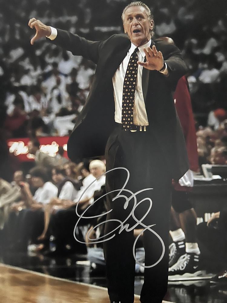 NBA Coach Pat Riley signed photo