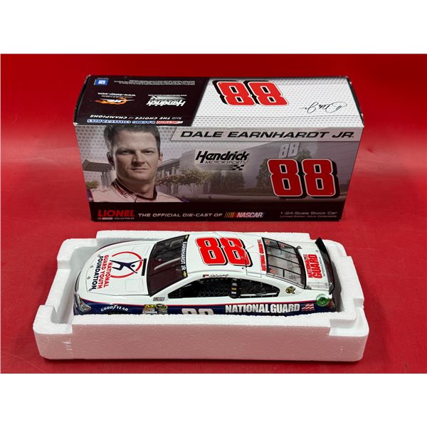 Lionel Nascar Diecast Dale Earnhardt Jr. 1:24 Stock Car