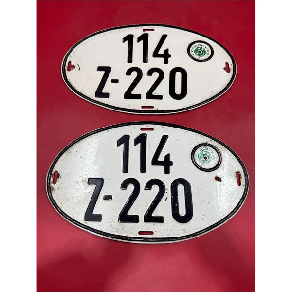 Set of VTG German License Plates