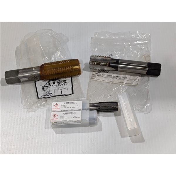 LOT DE 4 TAPS WARWICK ASST