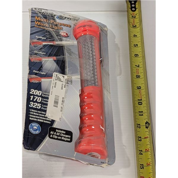 LAMPE DE TRAVAIL RECHARGEABLE  LED NIGHTSTICK #2492