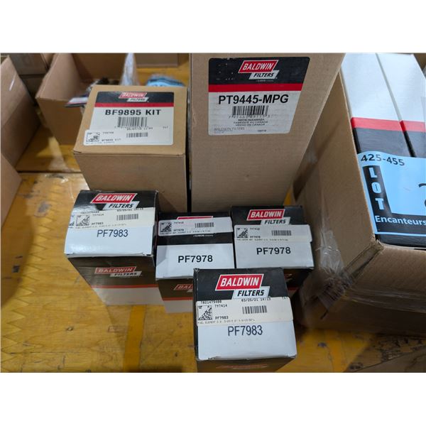 LOT DE 6 FILTRES BALDWIN ASST