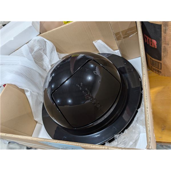 COUVERCLE DÔME RUBBERMAID FG1855BK