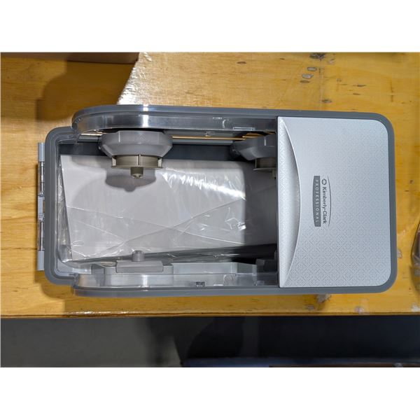 DISTRIBUTEUR DE PAPIER HYGIÉNIQUE SANS MANDRIN  KIMBERLY-CLARK