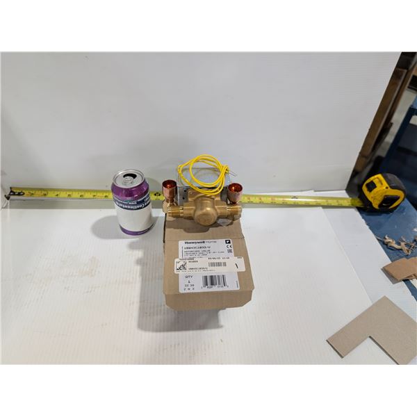 VALVE MOTORISÉE 3/8" HONEYWELL