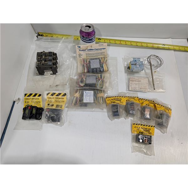 LOT DE PIÈCES ÉLEC ASST