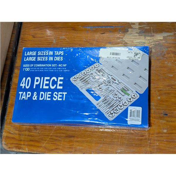 JEU DE 40pcsTARAUDS ET MATRICES SAE