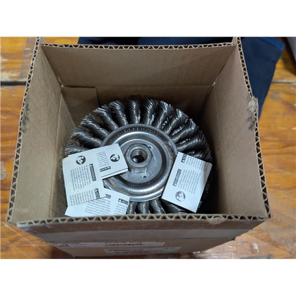 BROSSE D'ACIER  6" WEILER