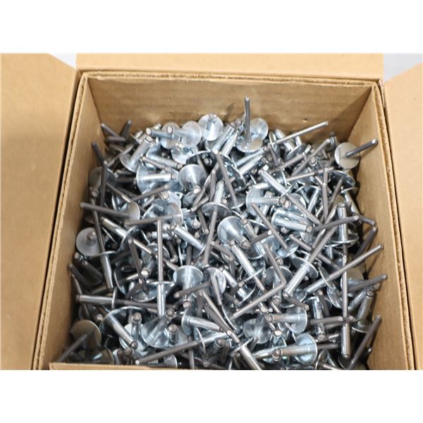 BTE DE 500 RIVETS 3/16 x1/2 POP#60459