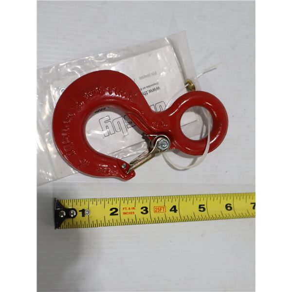 LOT DE 6 CROCHETS ASST