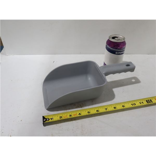 PELLE À INGRÉDIENTS REMCO