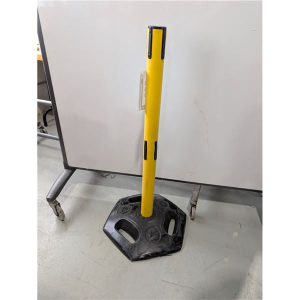 POTEAU DE BARRIÈRE 39"h.