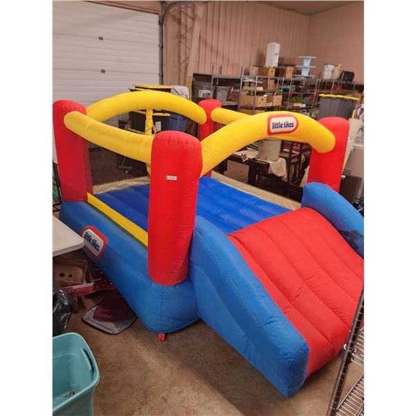 "Little Tikes" Bouncy Castle w/Storage Tote - Has Some Odor - 134x100x66" Inflated - PU Only