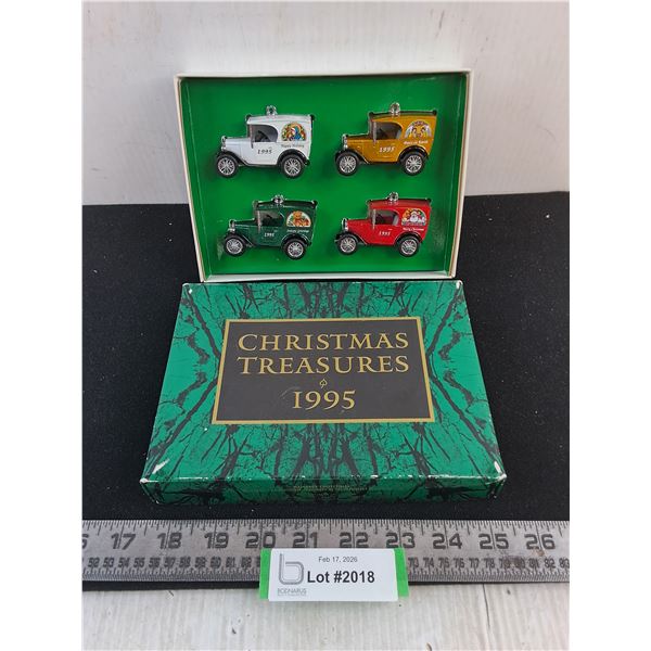 In Box Matchbox "1995 Christmas Treasures" Set of 4 Tree Ornament Vehicles
