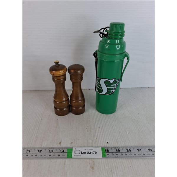 Salt & Pepper Shaker & Saskatchewan Roughriders Water Bottle