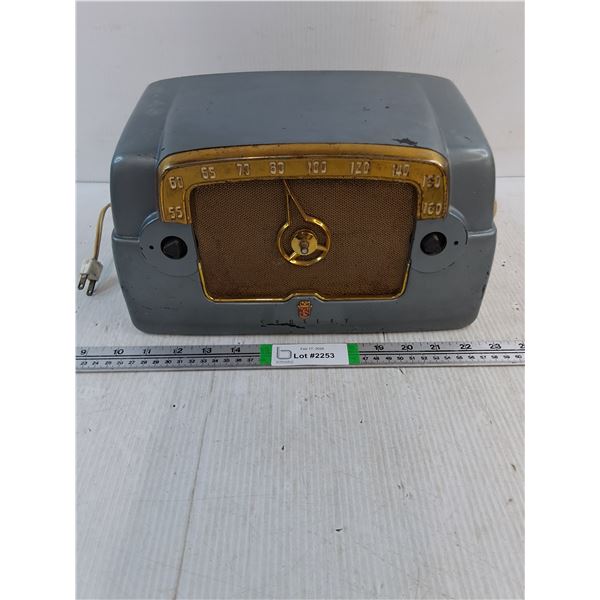 Vintage Crosley E-15 Radio-As Is-for parts