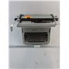 Image 1 : Vintage Underwood Master Five Manual Typewriter-AS IS - PICK UP ONLY