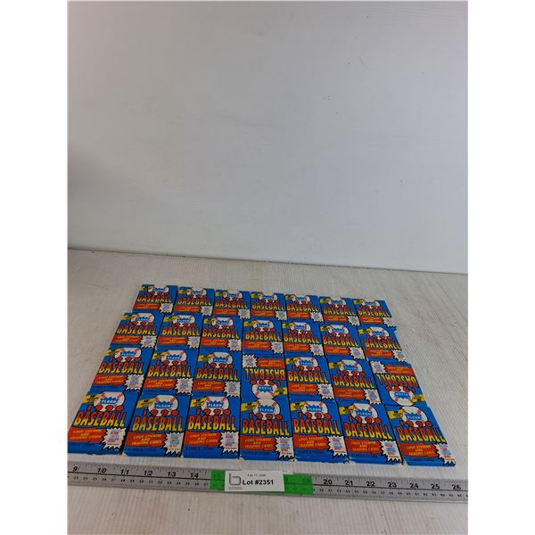 1990 Fleer Baseball Logo Stickers & Trading Cards (cannot authenticate)