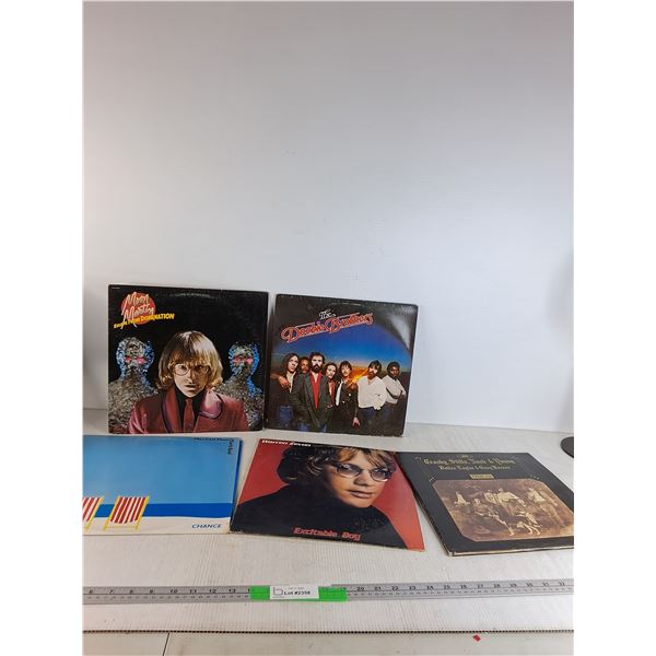 (5) Records;  The Doobie Brothes,  Manfred Mann's Earth Band,  Warren Zevon, Misc