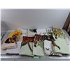 Image 1 : (17) Pillows Cases 17" x 17"