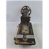 Image 4 : Antique Singer B285151 Sewing Machine - PICK UP ONLY