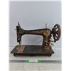 Image 1 : Antique Singer Sewing Machine - As Is , PICK UP ONLY