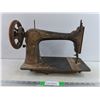 Image 2 : Antique Singer Sewing Machine - As Is , PICK UP ONLY