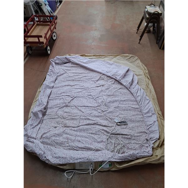 Aerobed Air Bed w/ Integrated Electric Air Pump - Powers On, As Is 76" x 63", PICKUP ONLY